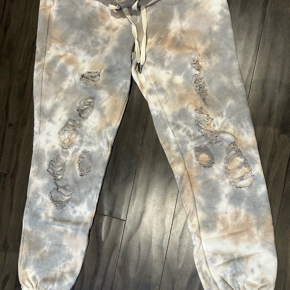 N philanthropy sweat set - Picture 5 of 9